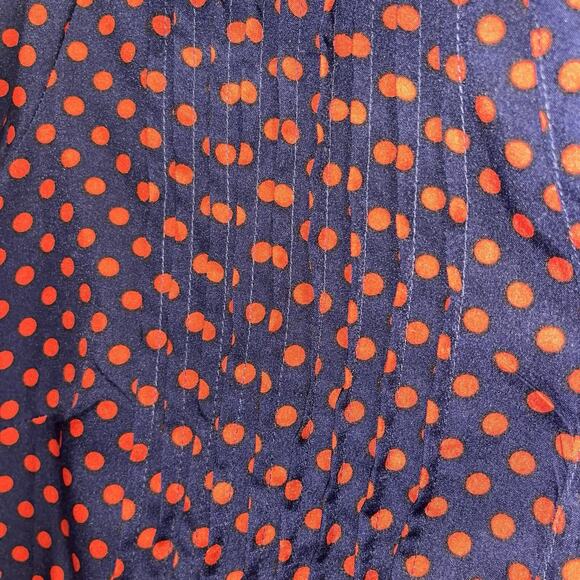 Blouse Top Women’s 1x Navy Red Polka Dot Pleats Preppy Flowy Colorful Capsule - Picture 2 of 14